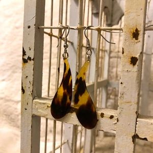 Tortoise Teardrop Shaped Dangle Earrings